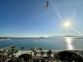 Cannes Croisette - Appartement 5 pièces face mer